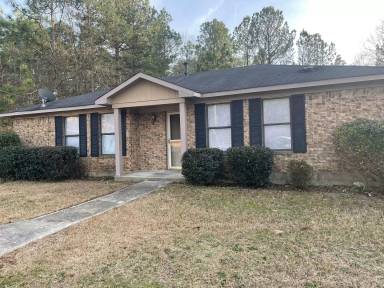 Main picture of 3303 Saddlebrook Dr