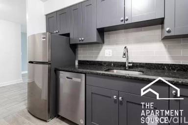 Main picture of 3825 N Pine Grove Ave