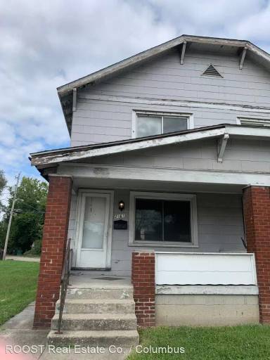 Main picture of 2161 Cleveland Ave