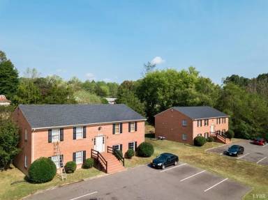 Main picture of 102 Daniel St