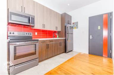 Main picture of 930 DeKalb Ave