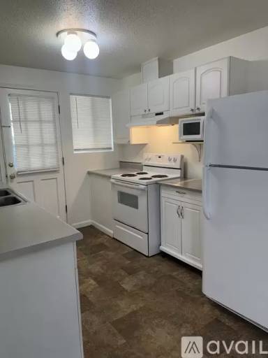 Main picture of 503 Roe St