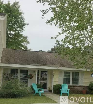 Main picture of 413 Old South Cir