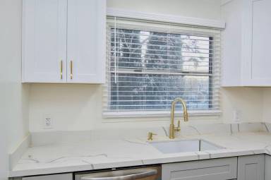 Main picture of 95 N 8th St