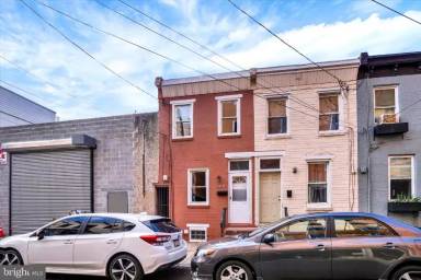 Main picture of 2010 E Boston St