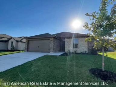 Main picture of 5805 Brookville Dr