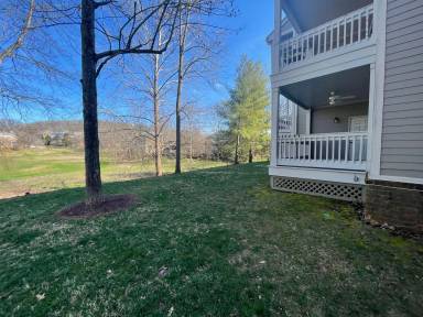 Main picture of 401 Ashlawn Ct