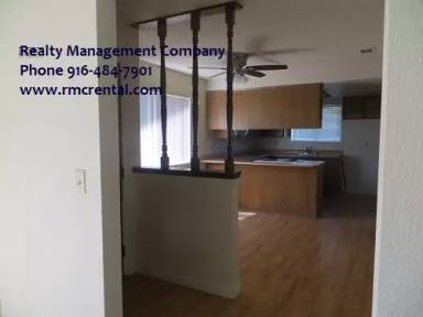 Main picture of 5240 Shereen Ct