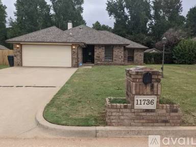 Main picture of 11736 Hollyrock Dr