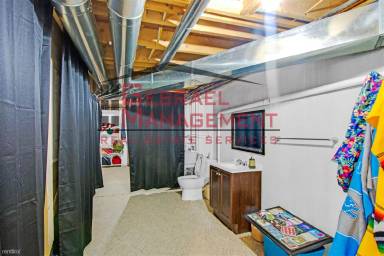Main picture of 2490 Golden Shore Ct
