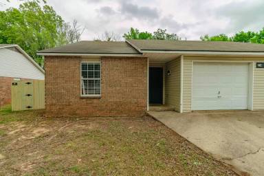 Main picture of 1402 N Boxley Ave