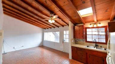 Main picture of 1502 Buena Vista Apartments