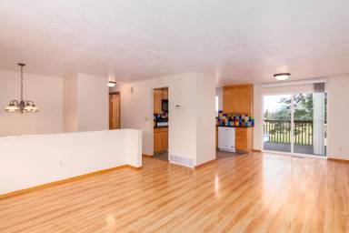 Main picture of 1309 Pineview St