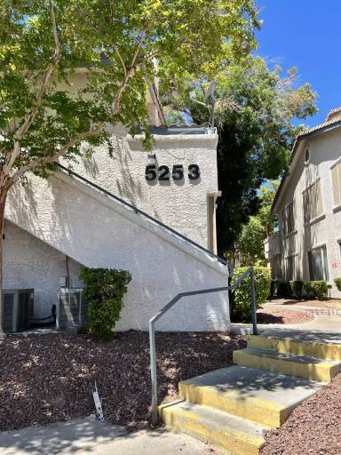 Main picture of Canyon Willow Condominium