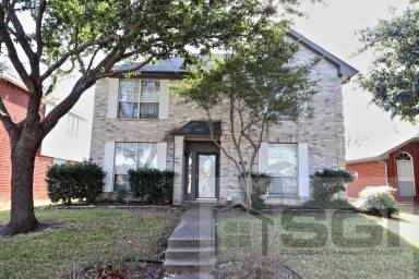 Main picture of 622 Willow Oak St