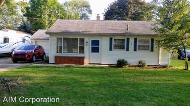 Main picture of 324 Colonial Ave