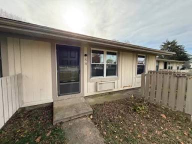 Main picture of 3452 Main St