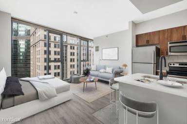 Main picture of 225 W Wacker Dr