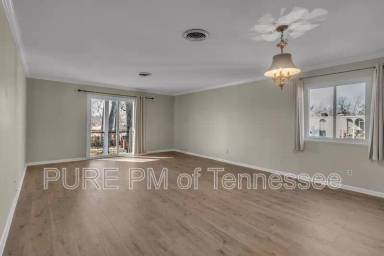 Main picture of 1302 Doctor Martin Luther King Jr Blvd