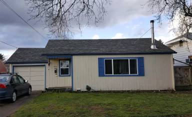 Main picture of 450 W Clarendon St