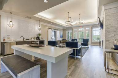 Main picture of The Point at Still River