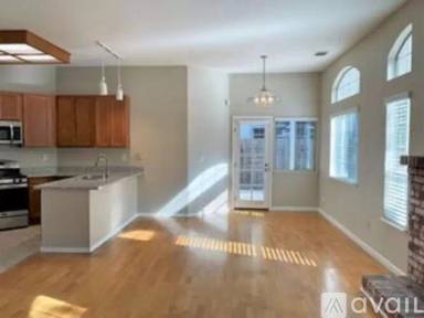 Main picture of 1015 Linda Vista Way