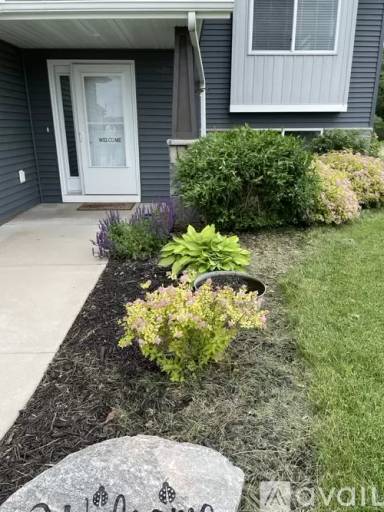 Main picture of 500 13th Ave N