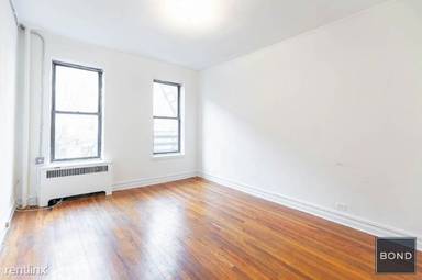 Main picture of 214 W 102nd St