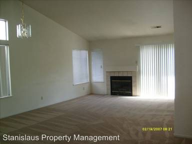 Main picture of 2128 Ustick Rd