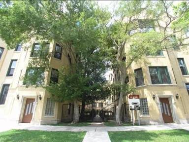Main picture of 6612 S Kenwood Ave