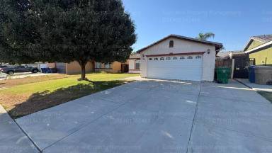 Main picture of 524 Sunset Meadow Ln