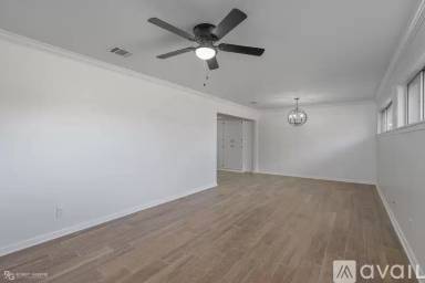 Main picture of 1522 Captain Shreve Dr