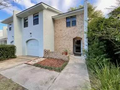 Main picture of 49 Rivers Point Row