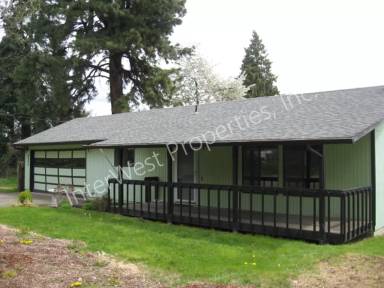 Main picture of 4880 SW 165th Ave