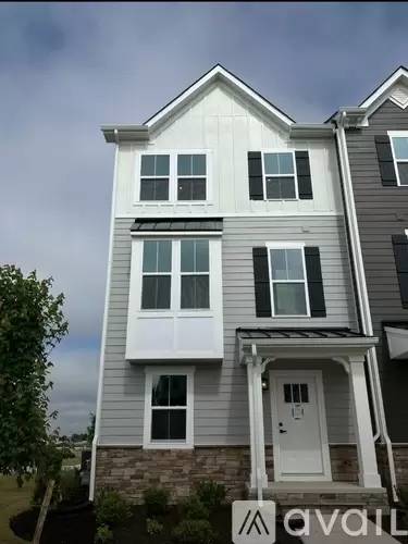 Main picture of 210 Fost Blvd