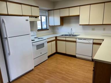 Main picture of 408 S 61st Ave