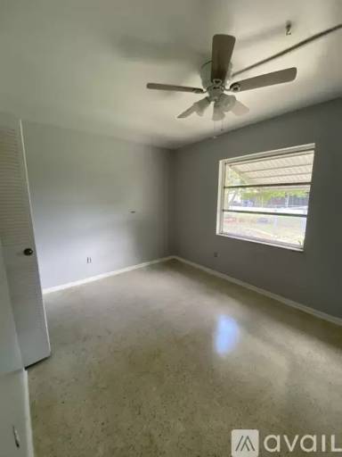 Main picture of 5795 Gallatin Ln