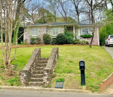 Main picture of 510 Windsor Dr