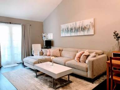 Main picture of Cambridge Court Condominiums