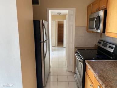 Main picture of Hollywood Towers