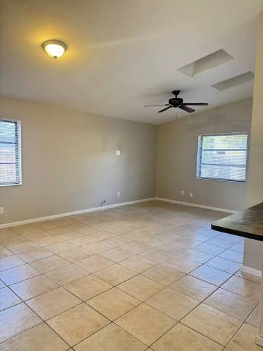 Main picture of 226 NE 16th Pl