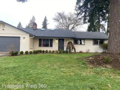 Main picture of 14918 NE 81st St