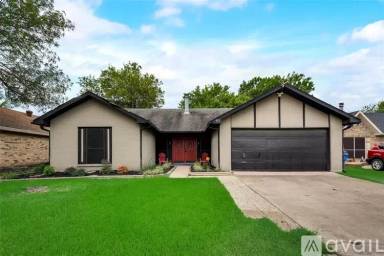 Main picture of 413 Redbud Dr