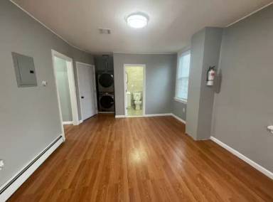 Main picture of 210 12th Ave
