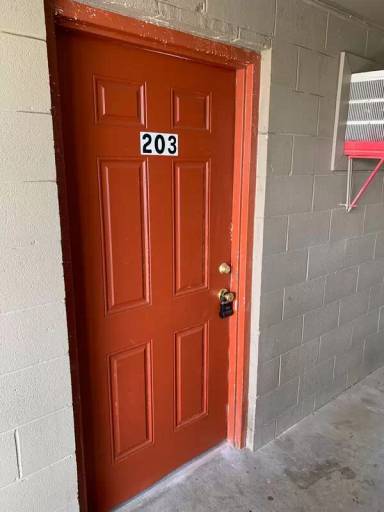 Main picture of 624 W Yakima St