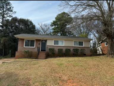 Main picture of 2443 Westhampton Dr