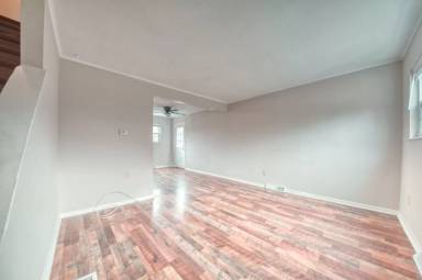 Main picture of 1226 Parkview Dr