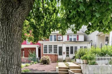 Main picture of 256 Lehigh Ave