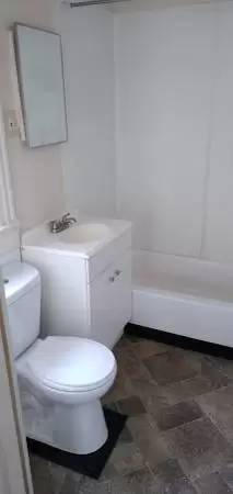 Main picture of 15 Leo St