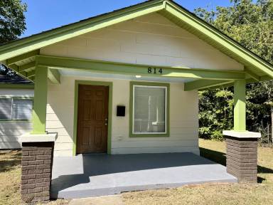 Main picture of 814 N Madison Ave